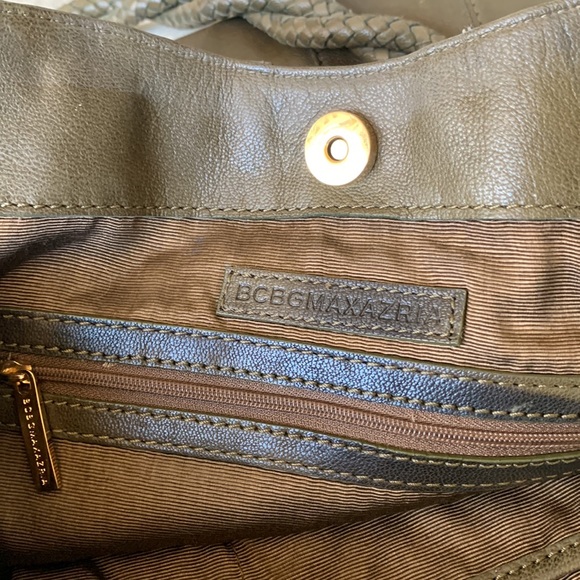 BCBGMAXAZRIA all leather bag - Picture 6 of 7